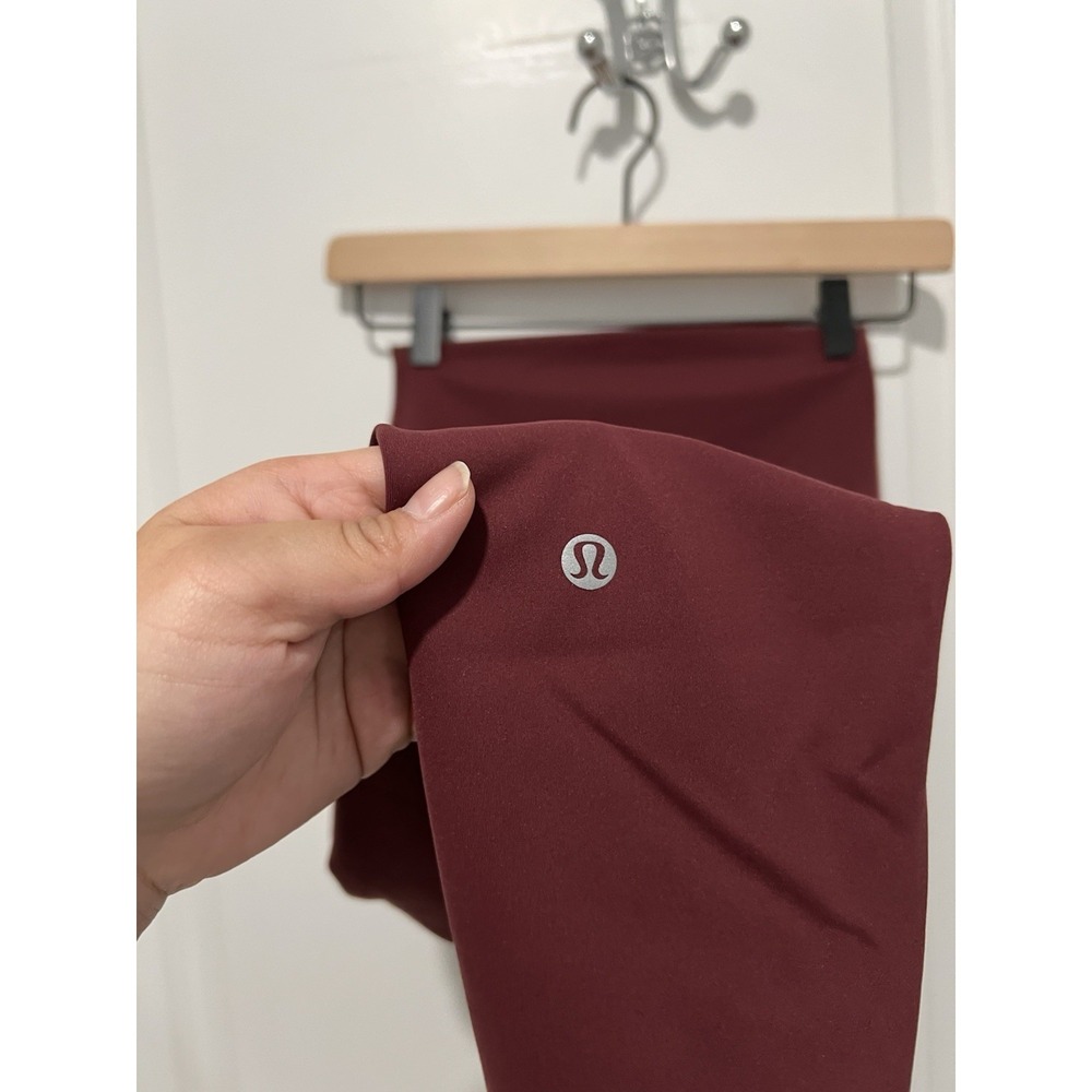 Lululemon Wunder Train Contour Fit High-Rise Tight 25" Red Merlot Size 4 Pilates - Picture 4 of 6